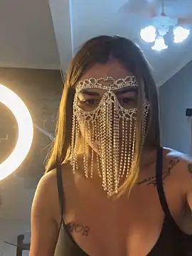 Bubuzinha10 live sex cam