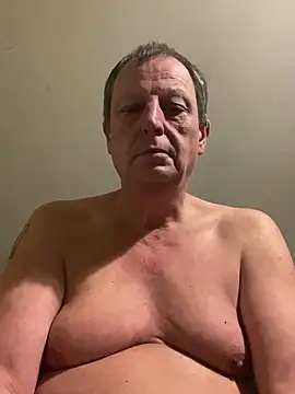 chubbybear2cum live sex cam