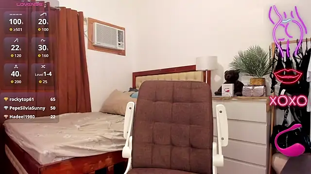 Lustrous_Nathalie live sex cam