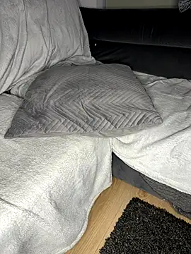 vikingcatbisexual's cam snapshot