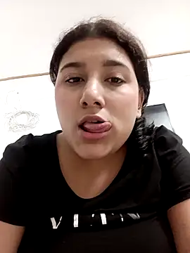 sarati_rado live sex cam