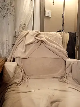 teekoine1's cam snapshot