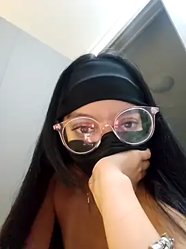 Liarmosca21 live sex cam