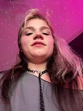 Cutiepiespanks live sex cam