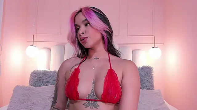 sarah_salis_'s cam snapshot