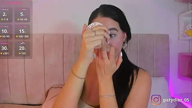 MiiaParker6972's cam snapshot