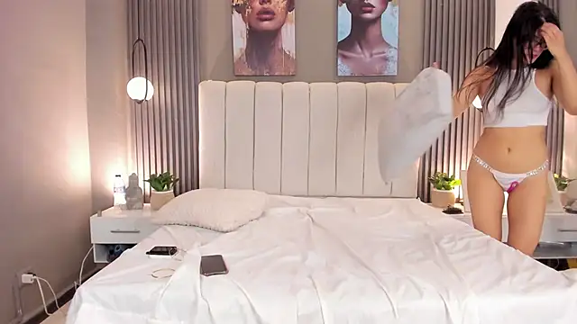 GiannaColling1's cam snapshot