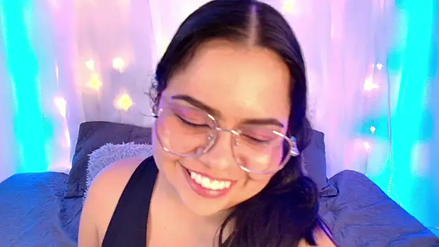 LilyRousee's cam snapshot