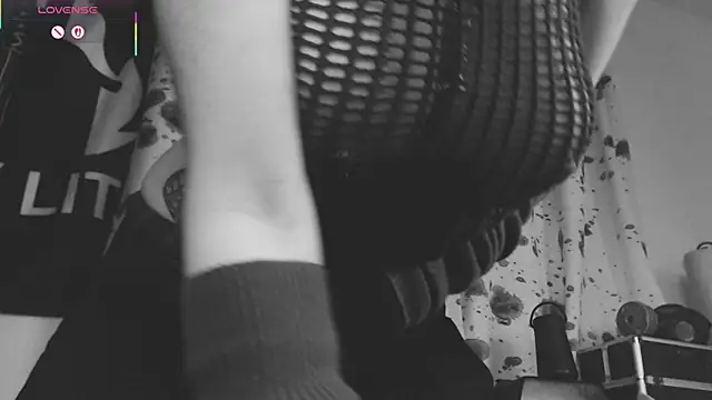 Silentmary live sex cam