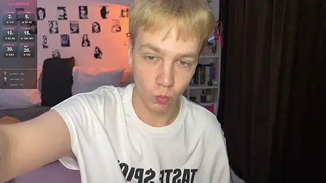 olivertasty's cam snapshot