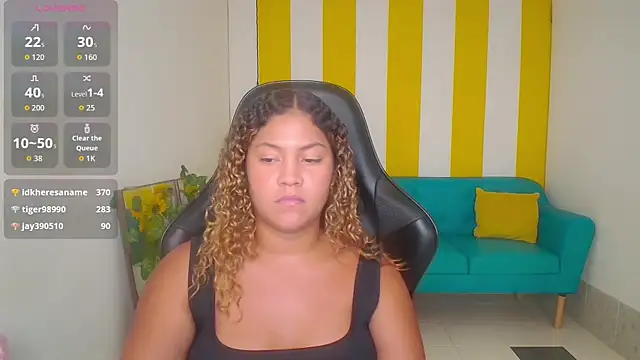 Cristal_War live sex cam