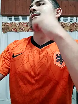 Bradd_32's cam snapshot