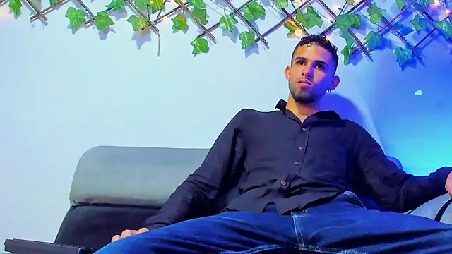 Angel_blue1's cam snapshot