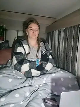 VanLifeVixen live sex cam