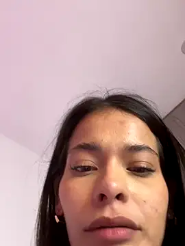 Esmeraldalcl live sex cam