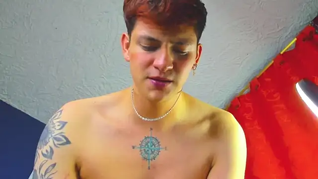 GabyThoms live sex cam