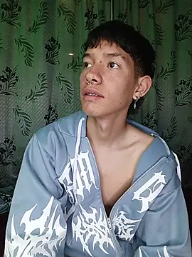 heyy_noah11 live sex cam