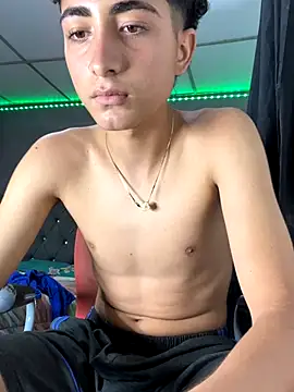 MathieuAGT live sex cam