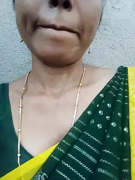 Gautami-telugu live sex cam