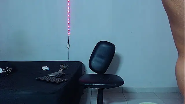 mikecoper_23 live sex cam