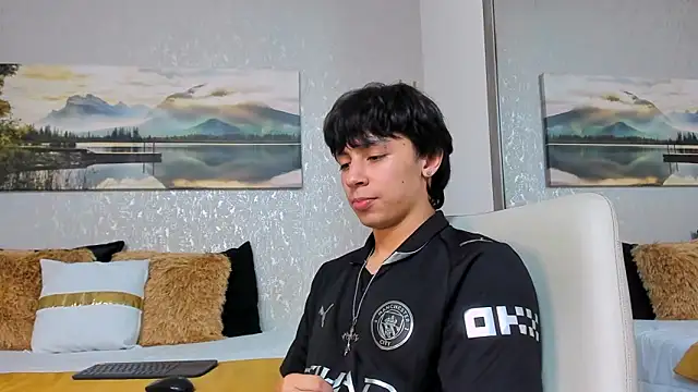 Tyler_durten's cam snapshot