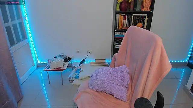 valen_smile_ live sex cam