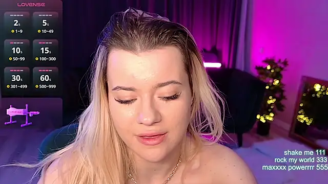 CutiePie69__ live sex cam