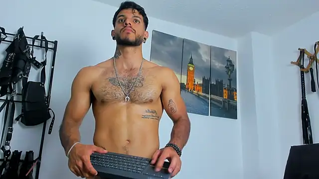 JuanBlade live sex cam