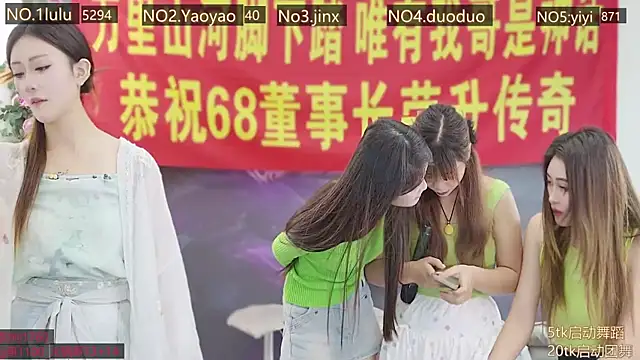 DogdogSM live sex cam