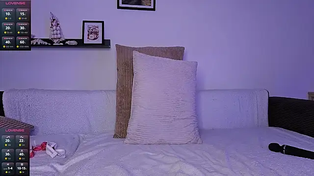 HotFrictions live sex cam