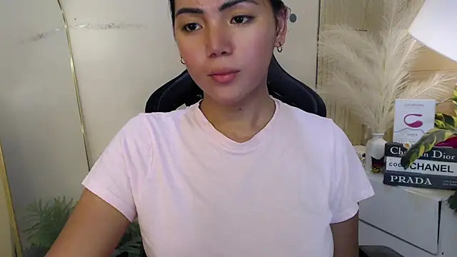 Martha_pookerxxx live sex cam