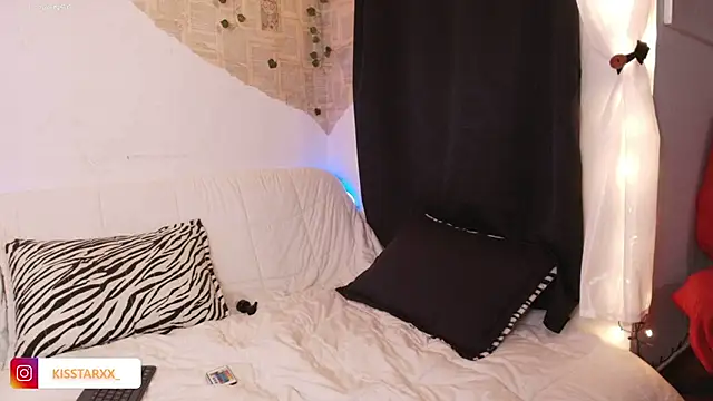 kisstarxxx live sex cam