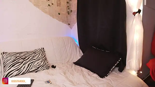 kisstarxxx live sex cam