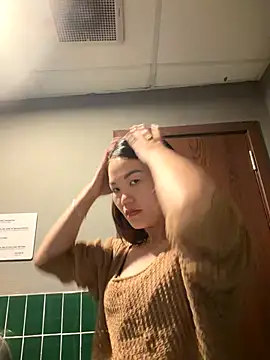 Emily_9xx live sex cam