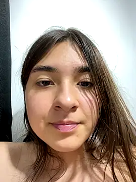 Valentina_ro live sex cam