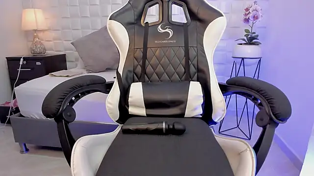 anny_rouse24 live sex cam