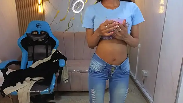 _wendy_b's cam snapshot