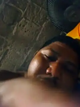 manumegumy's cam snapshot