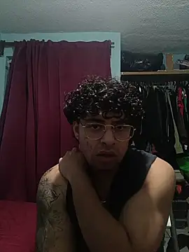 DocPepino's cam snapshot