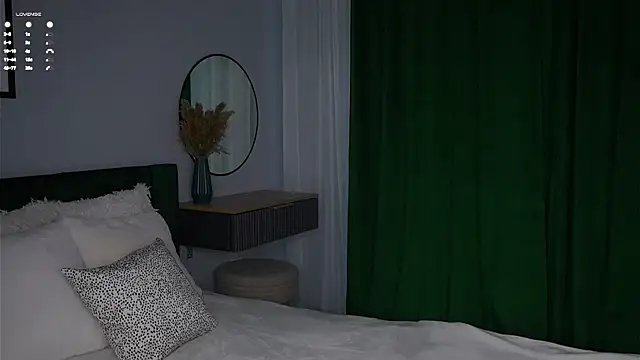 PiquingOgalala live sex cam