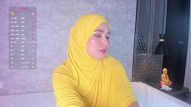 SamiQuest live sex cam