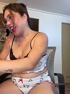 WhiteWomen's cam snapshot