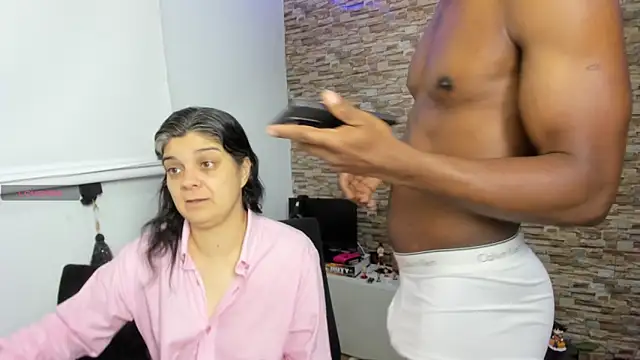 Yin_yang_hot's cam snapshot