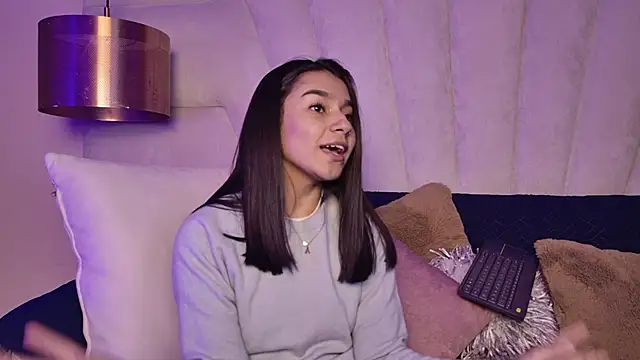 AlyssaRay's cam snapshot