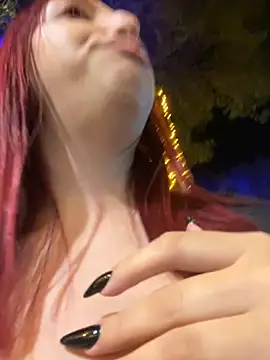 Paulina-Wells live sex cam