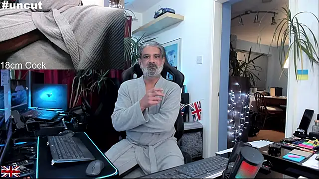 OnlineBossUK live sex cam