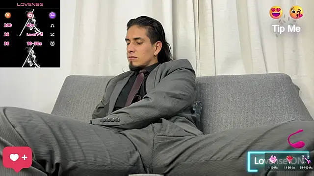 Tom_blunt96 live sex cam