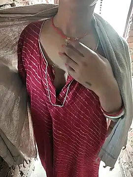 COUPLLE_VILLAGE live sex cam