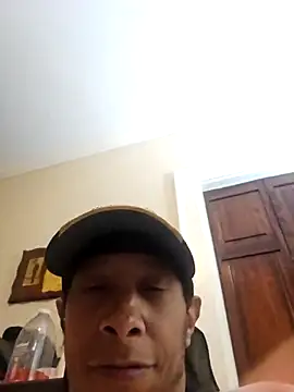 Vybezmaster live sex cam