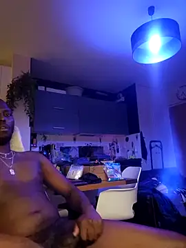 PlasticSurface727's cam snapshot